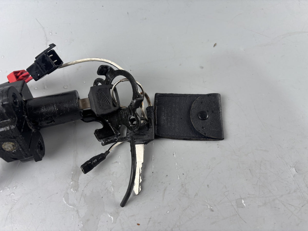 Honda SLR 650 Vigor FX 650 RD09 Schlosssatz Zündschloss Tankschloss Key Lock
