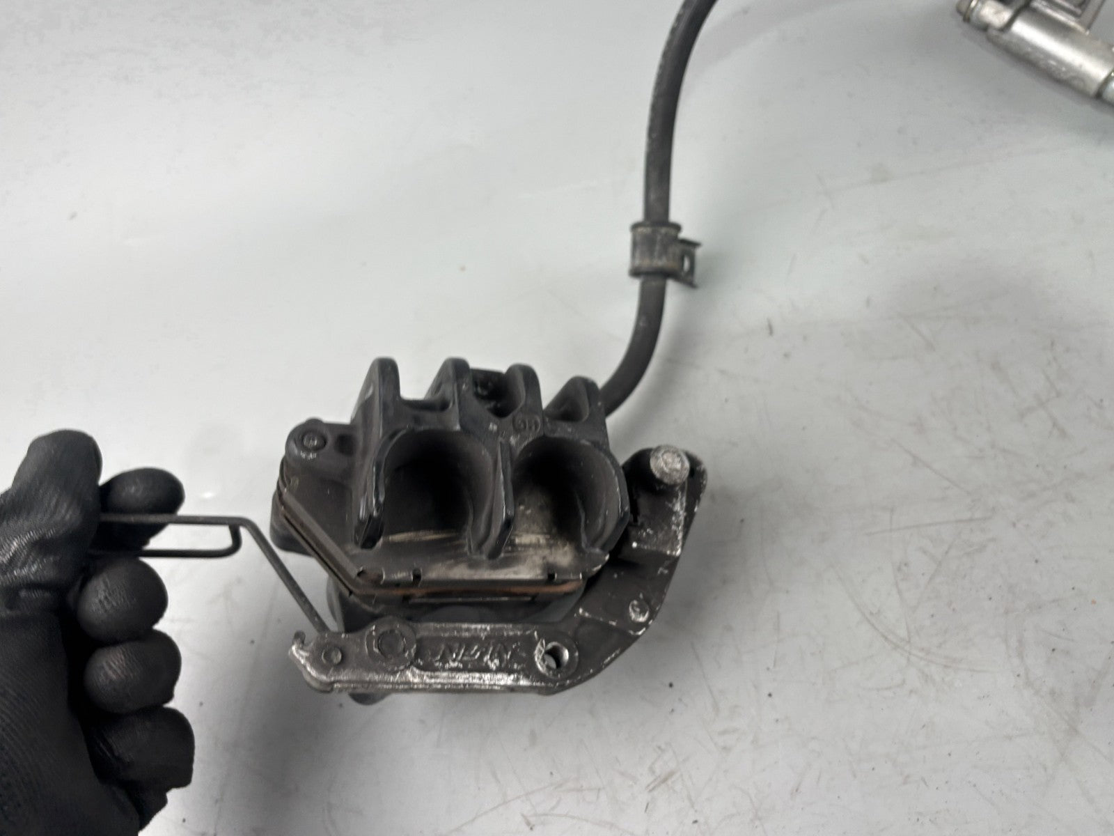 Suzuki RF 600 R GN76A Bremsanlage Bremse Brake Sattel Pumpe vorne front