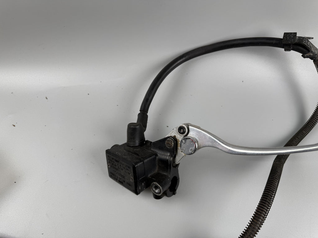 Kawasaki ER 5 ER500A Bremsanlage Bremse Brake Sattel Pumpe vorne front
