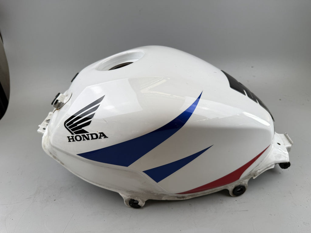 Honda CBR125 JC50 Tank Benzintank Kraftstofftank Gas Gasoline