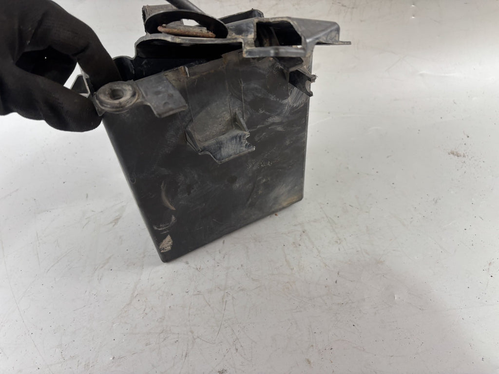 Yamaha XV700 Virago 56E Batteriefach Halterung Staufach Hodler Halterung