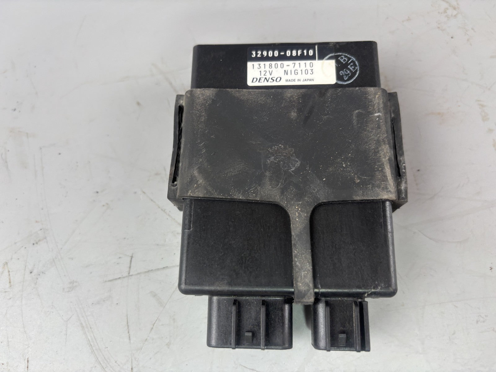 Suzuki GSX 750 F AK11 CDI Steuergerät Zündbox Zündeinheit Steuereinheit ECU