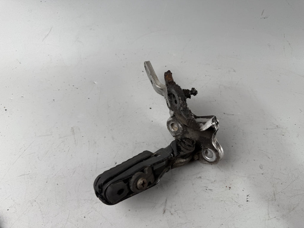 Honda XL600 R Transalp PD 06 Fußraste Foot Hangers vornelinks left Driver