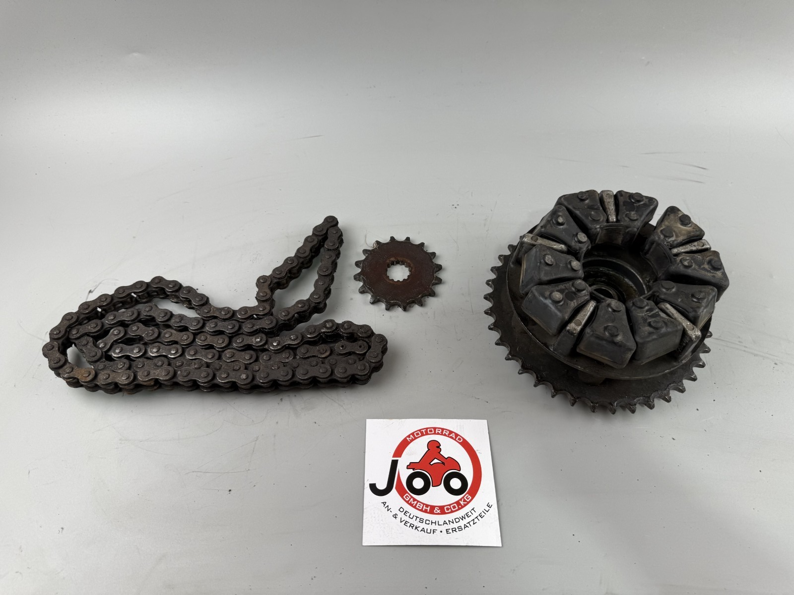 Kawasaki ZR-7 ZR750F Kettenradträger Kettensatz Chain Antrieb