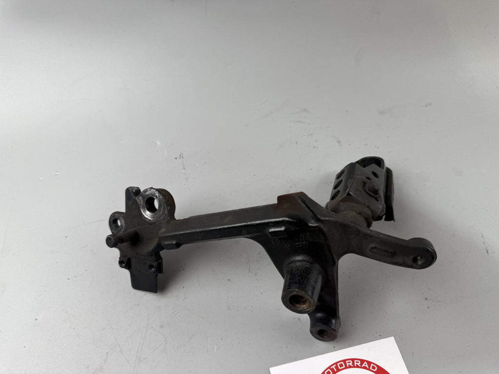 Triumph Tiger 900 T400 Fußraste Foot Hangers Step Fahrerfahrer links left vorne