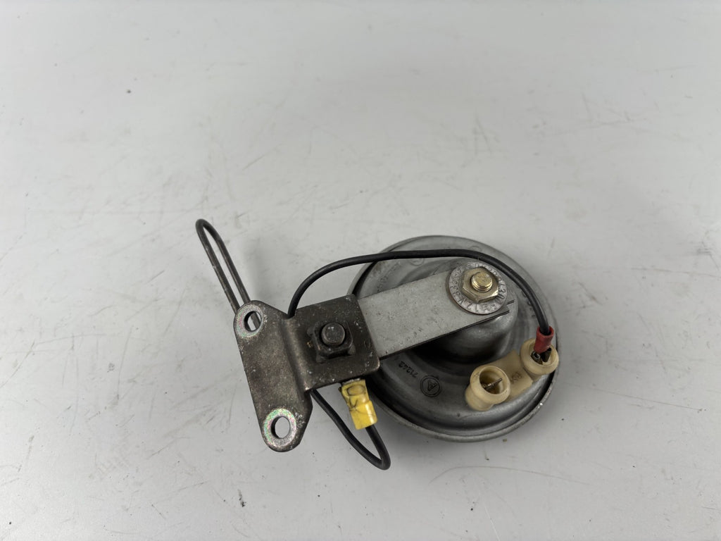 Honda VF 750 F RC15 Hupe Horn Signal