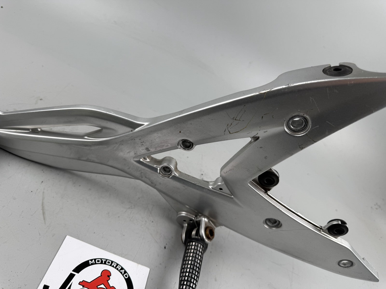 Kawasaki ER6F EX650A Fußrastenanlage Foot Steps Hangers rechts right Fußraste