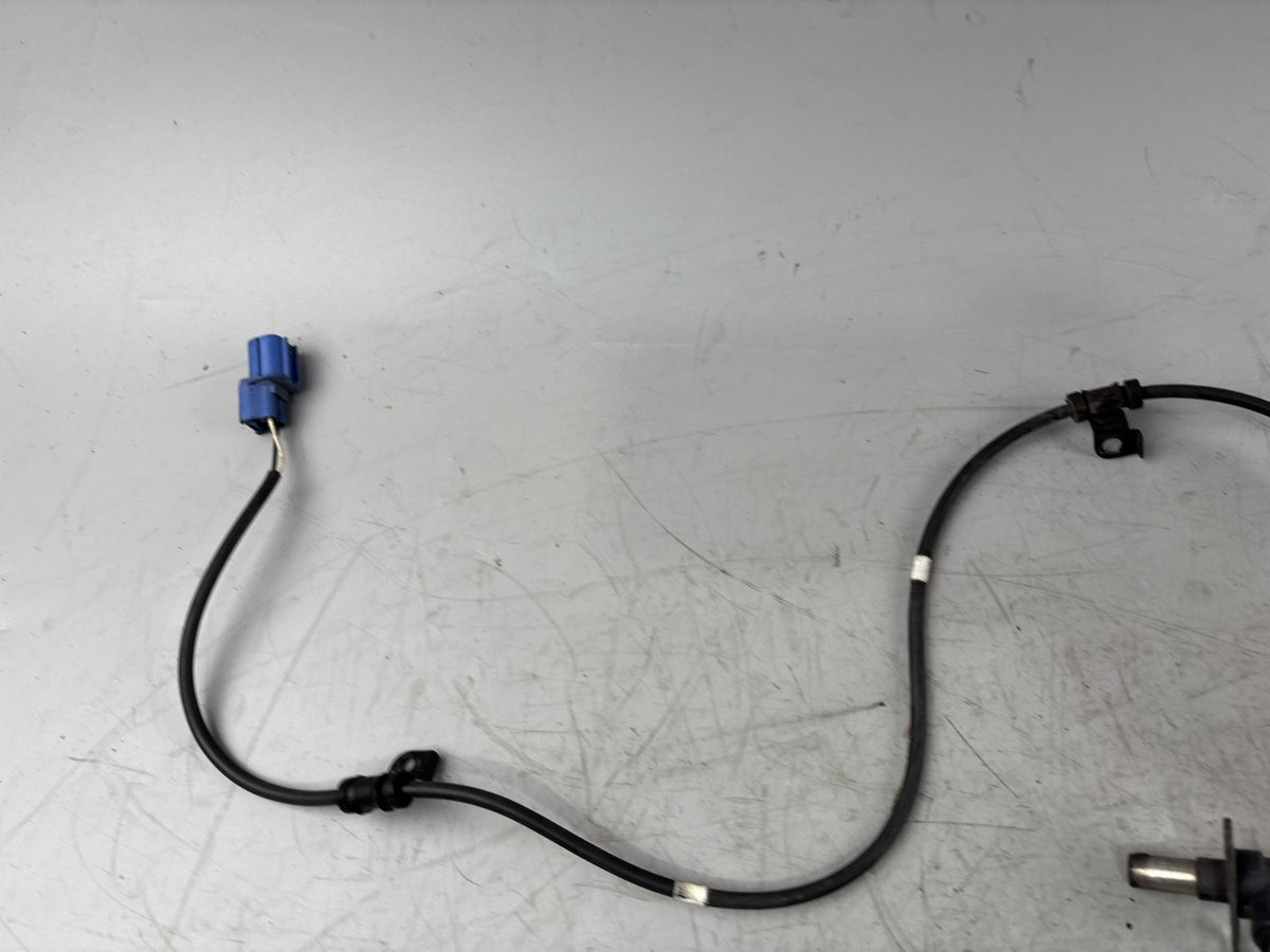 Honda CBF 600 S PC38 ABS Sensor Electric vorne front