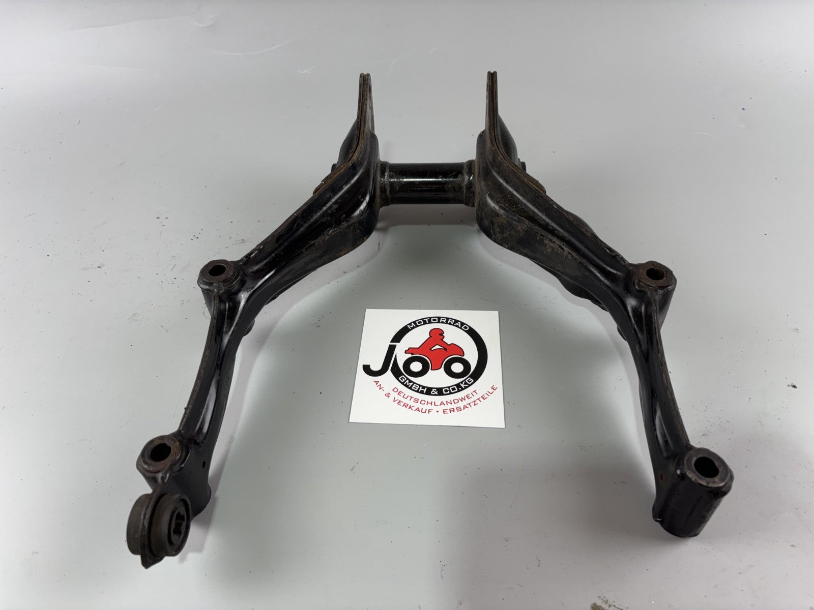 Honda CX500 C PC01 Güllepumpe Motorhalterung Haltebügel Holder Engine