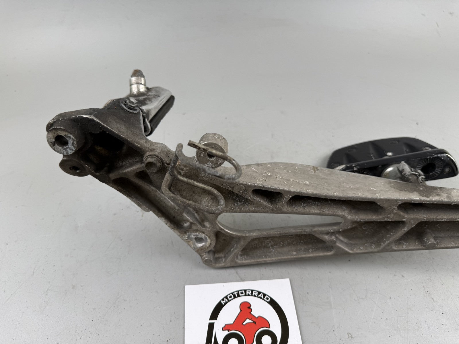 Honda NT650V Deauville RC47 Fußrastenanlage Foot Step Hangers Pedal Fußraste