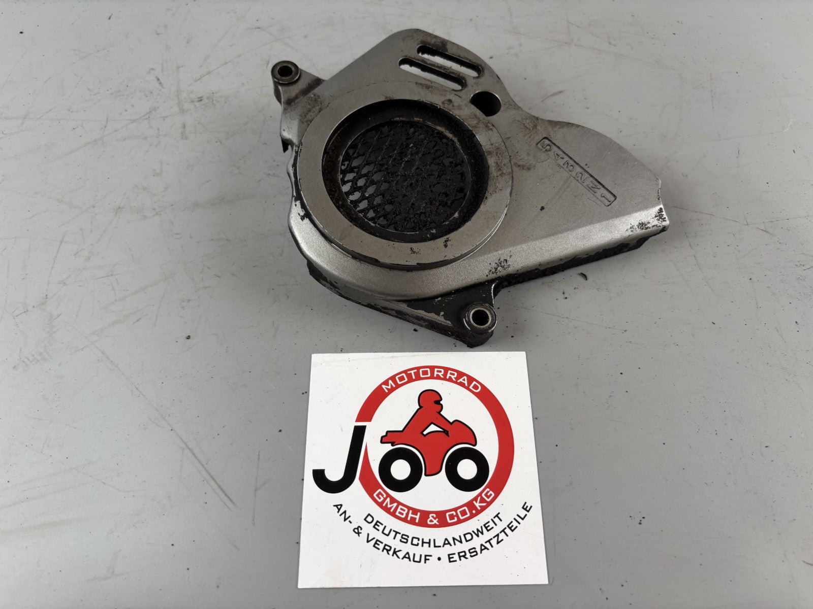 Suzuki DR 800 S DR BIG SR43 A/B Kettenseitendeckel Ritzelabdeckung cover