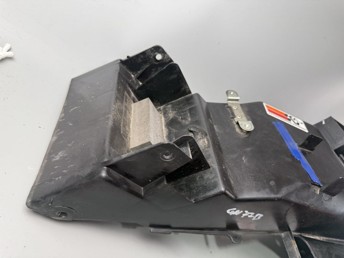 Suzuki GSF600 GN77B Bandit Heckuntersicht Fender Radlauf Schutzblech Kotflügel