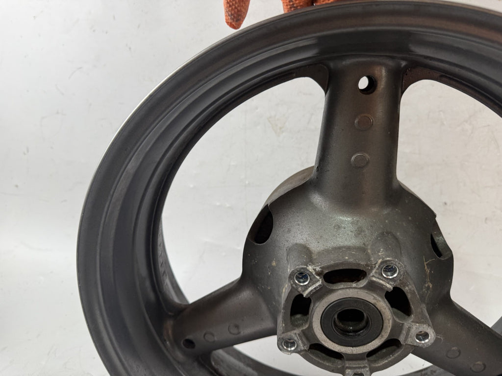 Suzuki GSX 750 AE Inazuma Hinterradfelge Wheel Felge hinten back Rad RIM