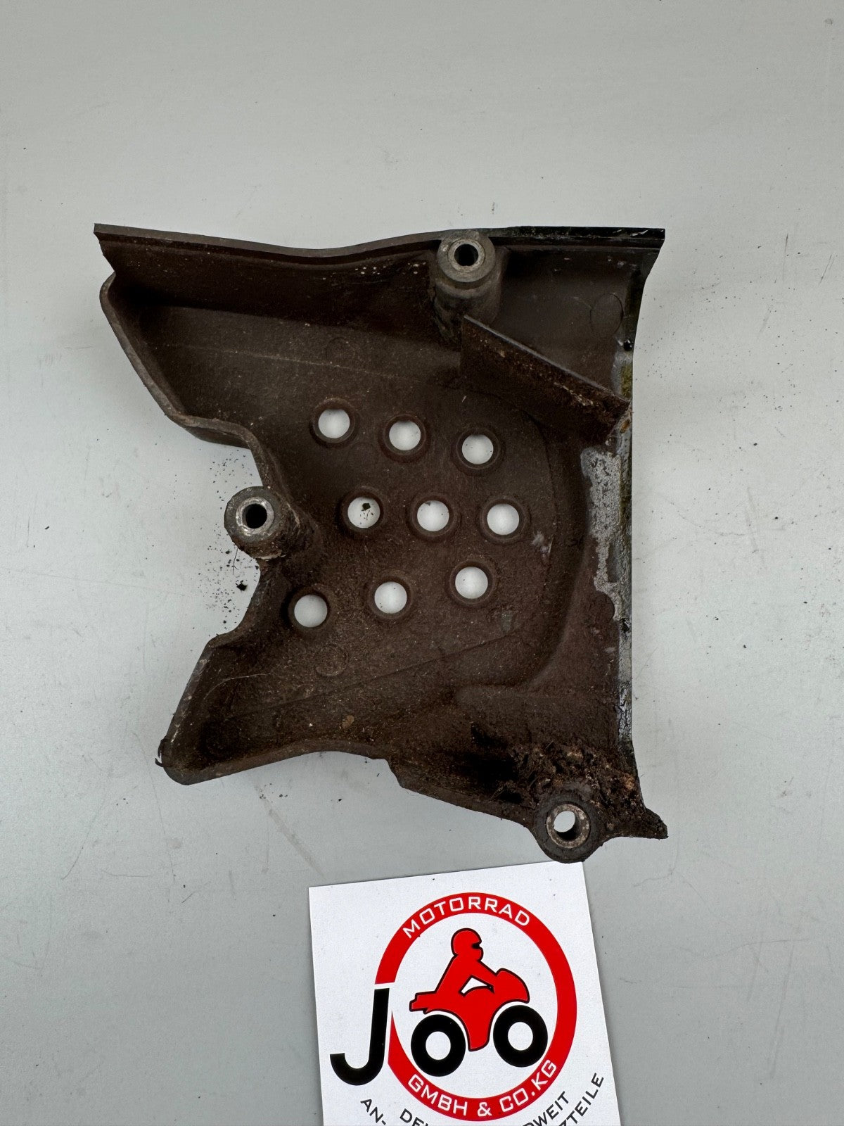 Suzuki DR 125 SF44A Ritzelabdeckung Kettenschutz Abdeckung Verkleidung