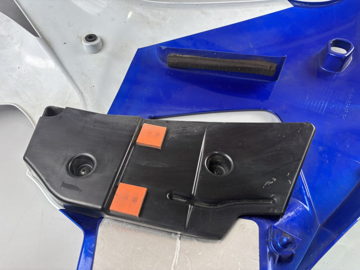 Suzuki GSX 650 F FA WVCJ Seitenverkleidung Sidecover Seitenteil rechts right
