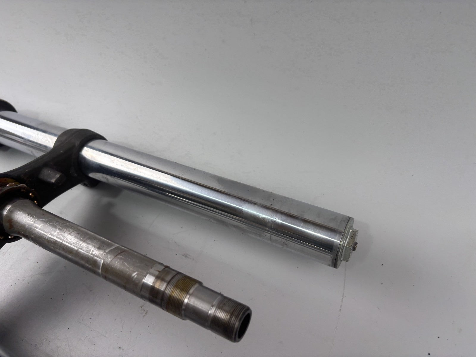 Suzuki GSX 750 F AK11 Gabel Tauchrohr Standrohr Fork Absorber