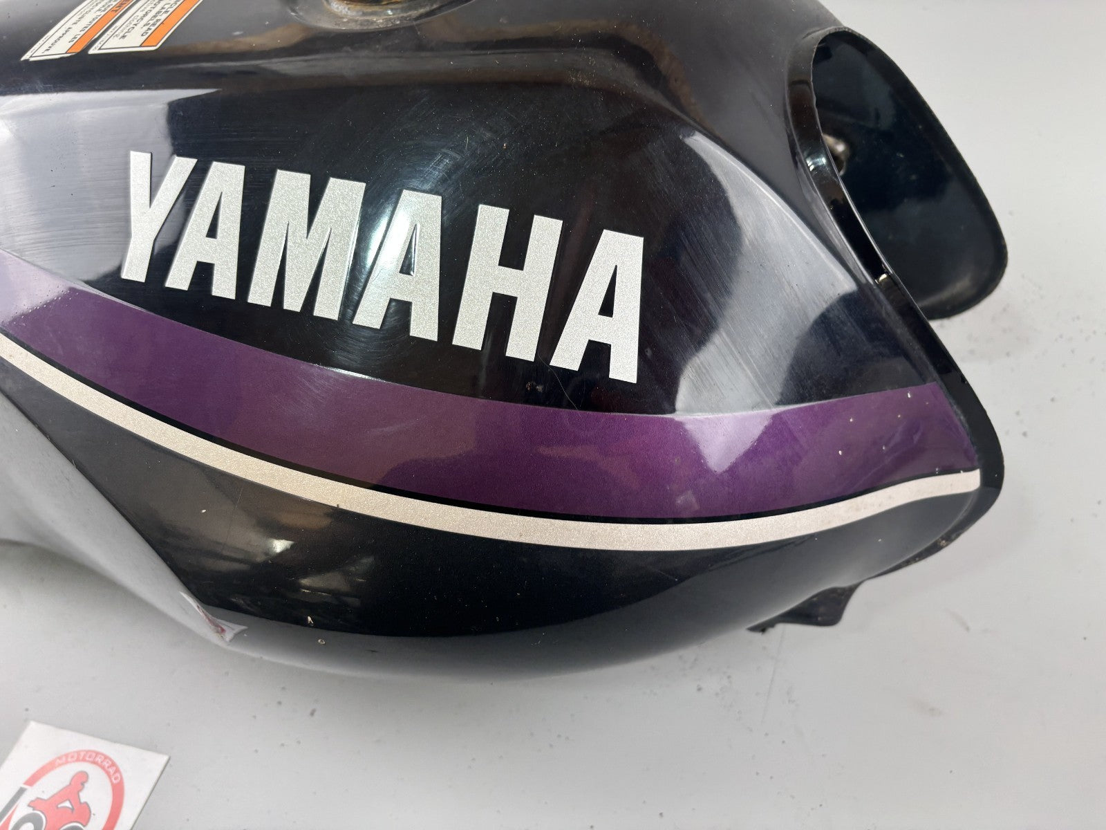 Yamaha XJ900 F 4BB Tank Benzintank Fuel Gas Kraftstoff Treibstoff