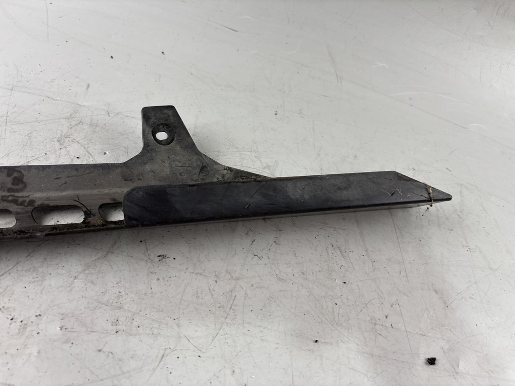 Yamaha FZS600 Fazer RJ02 Kettenschutz Abdeckung Cover Verkleidung Chain