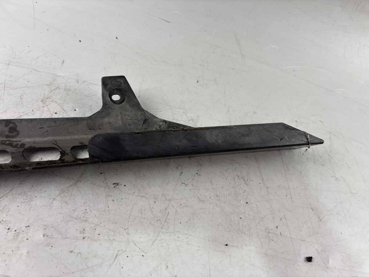 Yamaha FZS600 Fazer RJ02 Kettenschutz Abdeckung Cover Verkleidung Chain