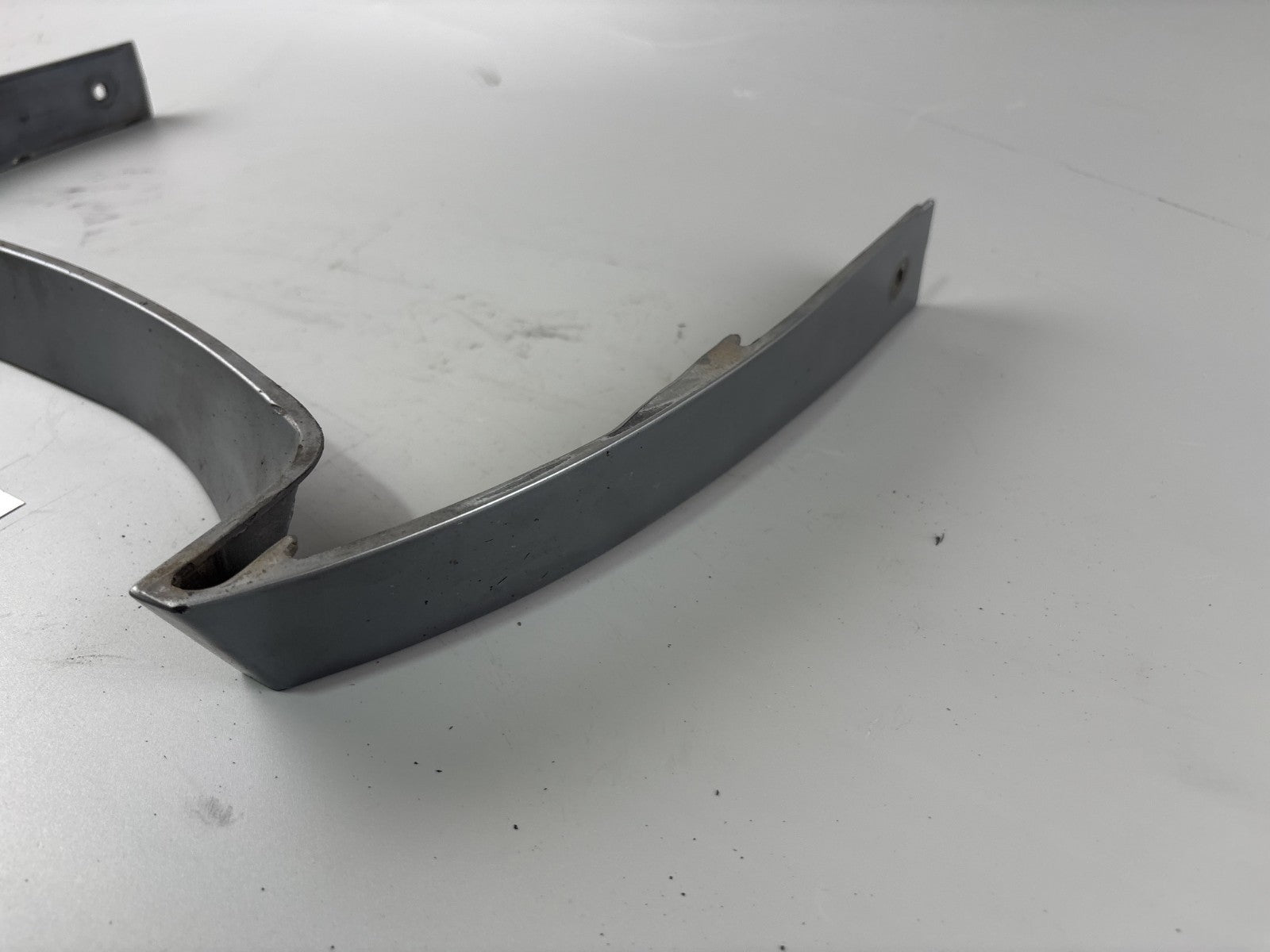 Kawasaki ZZR600D ZX600D Bugspoilerhalter Abdeckung Verkleidung vorne Cover