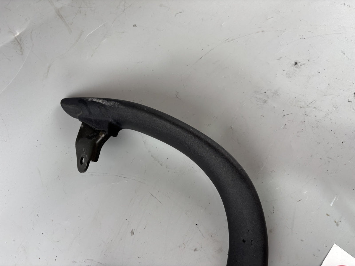 Suzuki SV650 N AV Beifahrergriff Halterung Spoiler Soziusgriff back