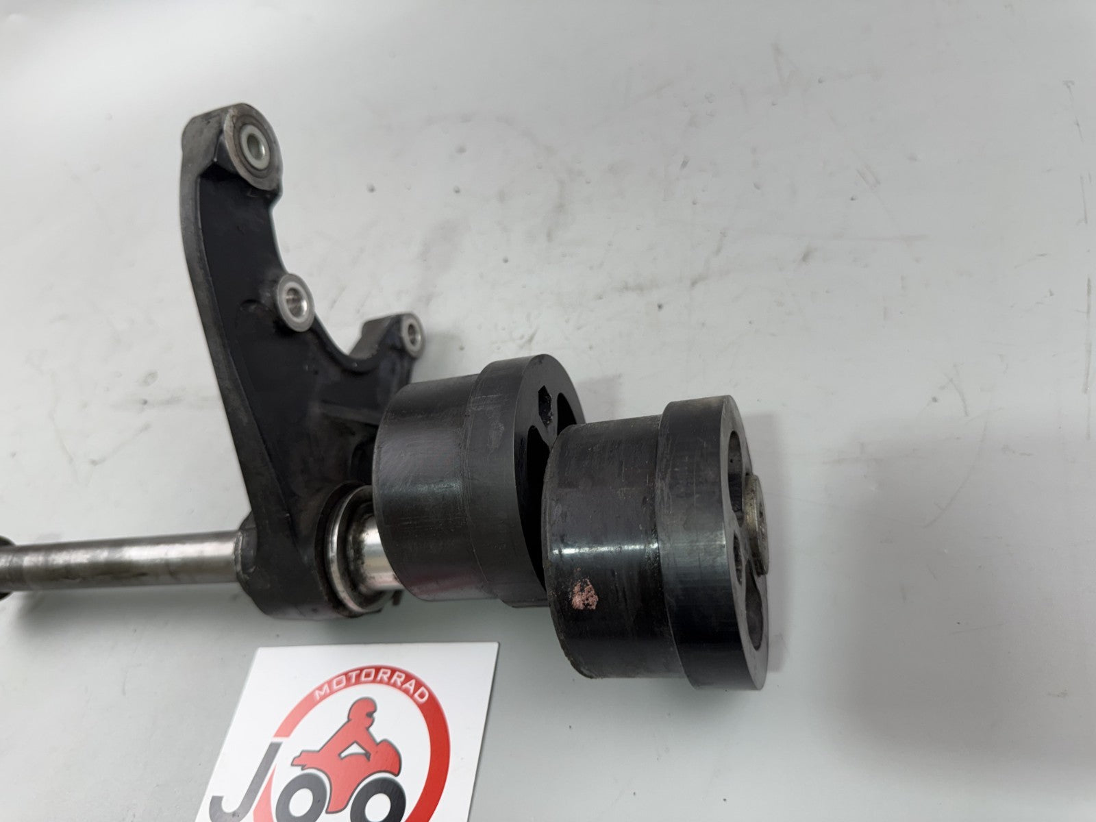 Triumph Daytona 1200 T300D Hinterachse Excenterkettenspanner Chain Aufhängung