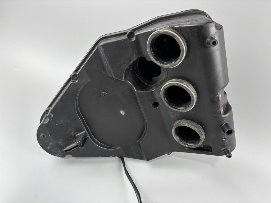 Triumph Daytona 955i T595 N 2002 Luftfilterkasten Airbox Ansaugung