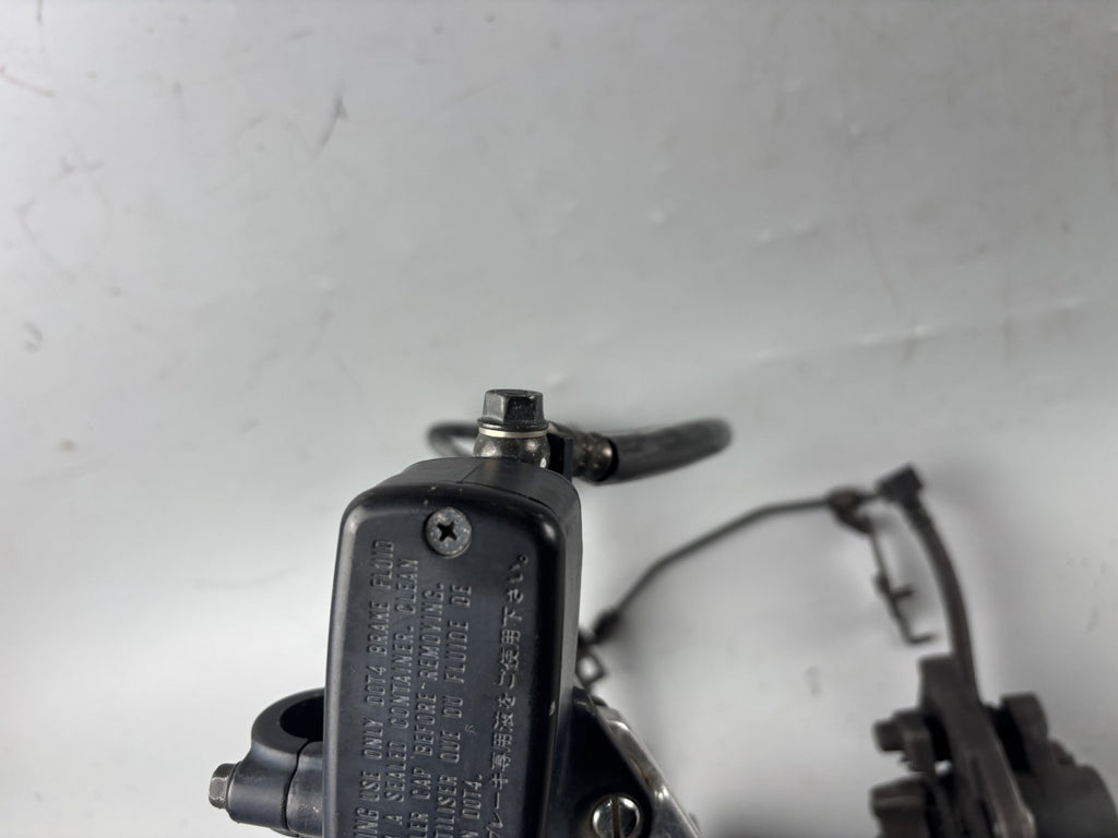 Honda CB 600 F Hornet PC34 Bremsanlage Bremse Brake Sattel Pumpe vorne front