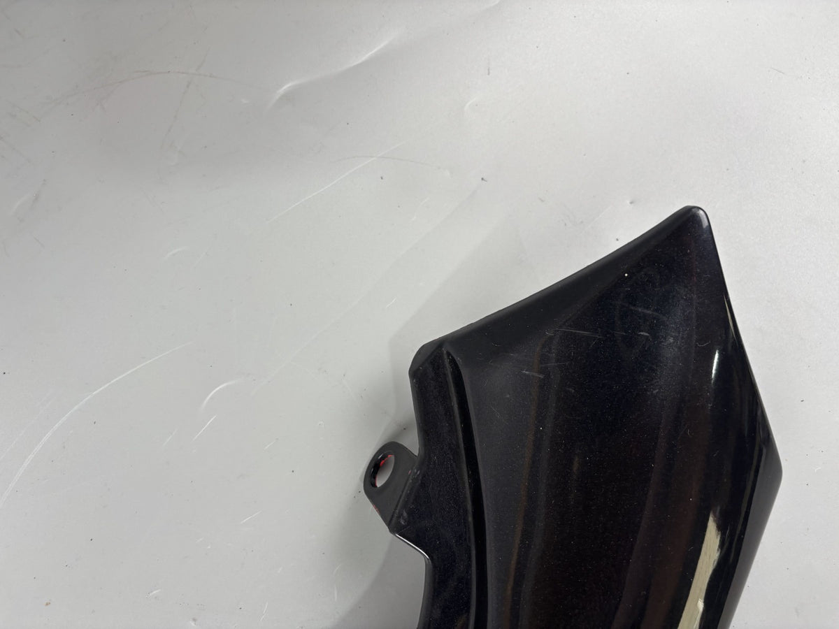 Suzuki GSF600 GN77B Heckverkleidung Cover Seitenteil Seitenverkleidung rechts