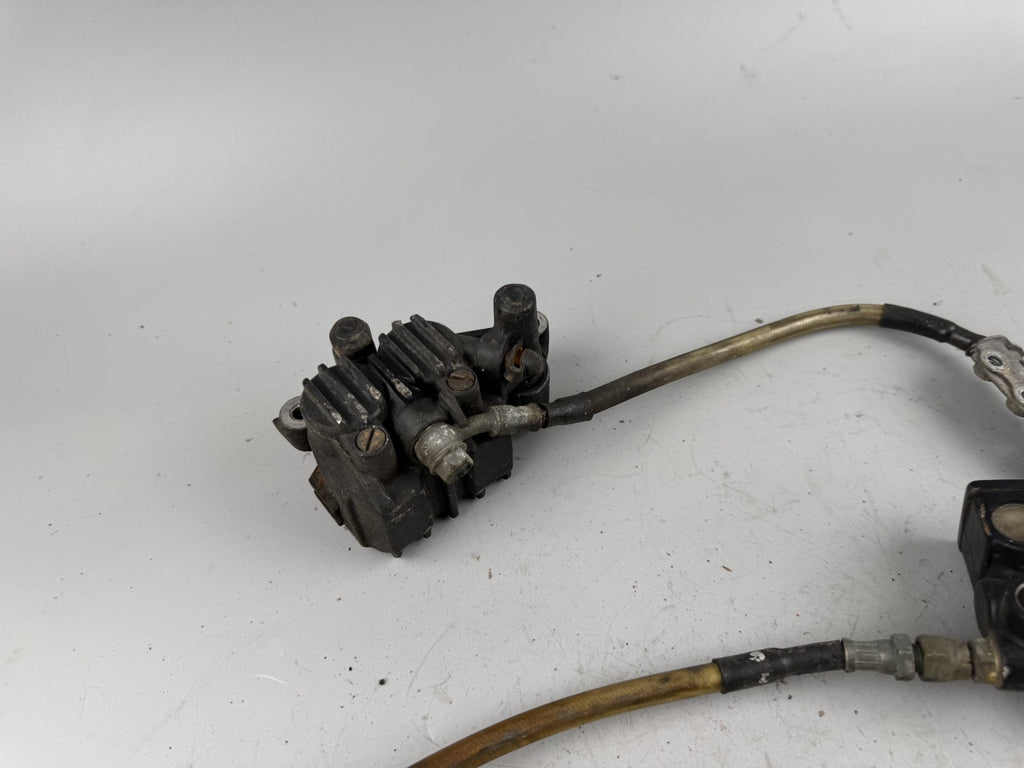 Honda XL350 R ND03 Bremsanlage vorne front Sattel Pumpe Brake
