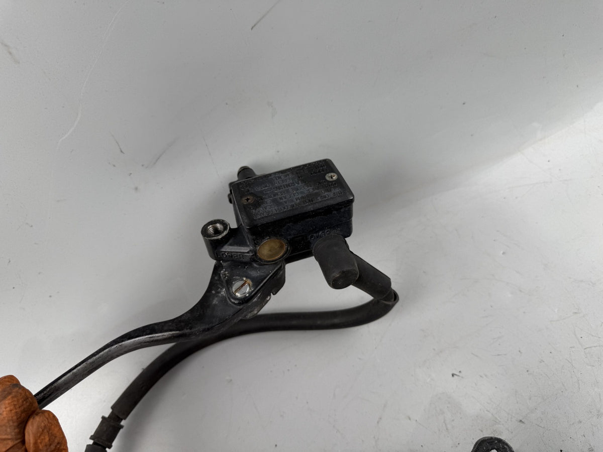 Honda XBR 500 PC15 Bremsanlage Brake Bremse Sattel Pumpe front vorne