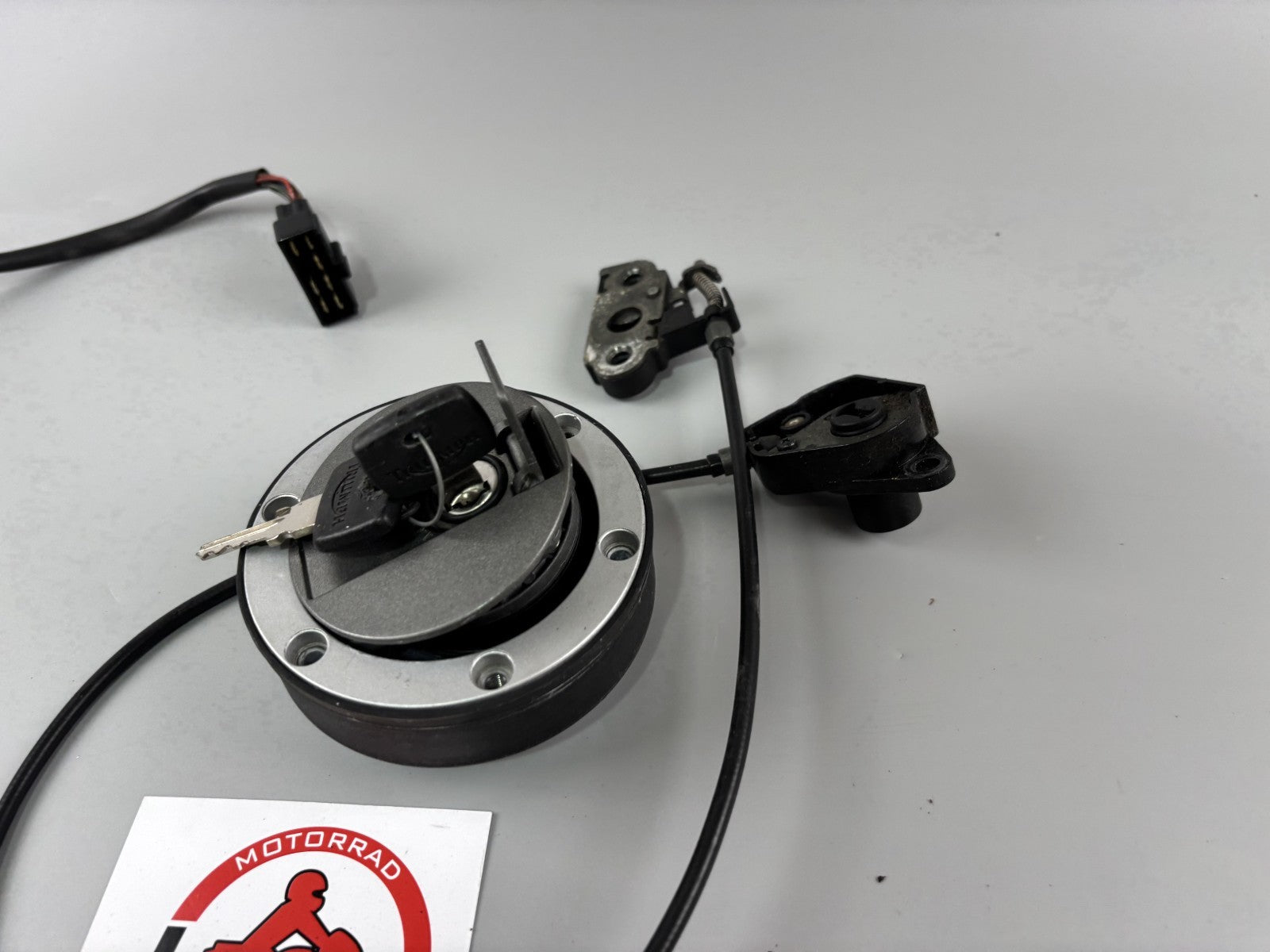 Triumph Daytona 955i T595 N 2002 Schlosssatz Key Lock Tankschloss Zündschloss