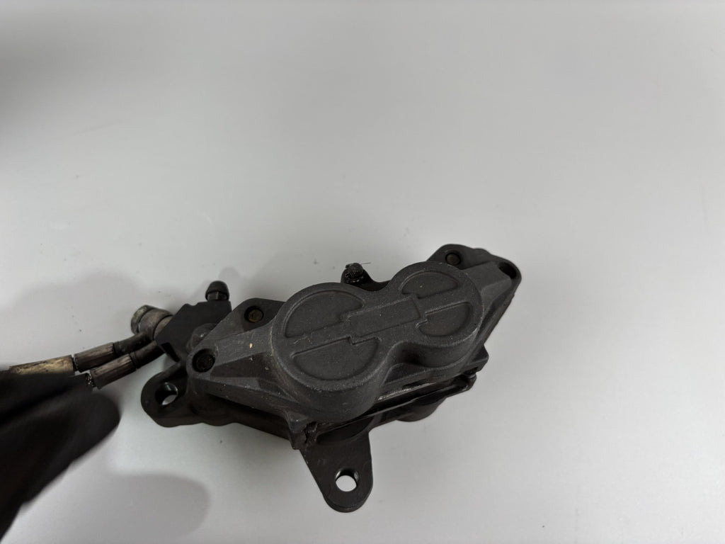 Triumph Daytona 955i T595 N 2002 Bremsanlage Brake Bremse Sattel Pumpe vorn