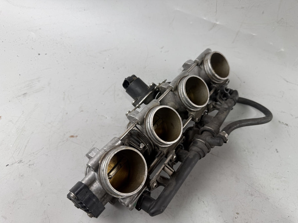 BMW K 1200 S K40 Drosselklappeneinheit Einspritzanlage Ansaugbrücke Injector