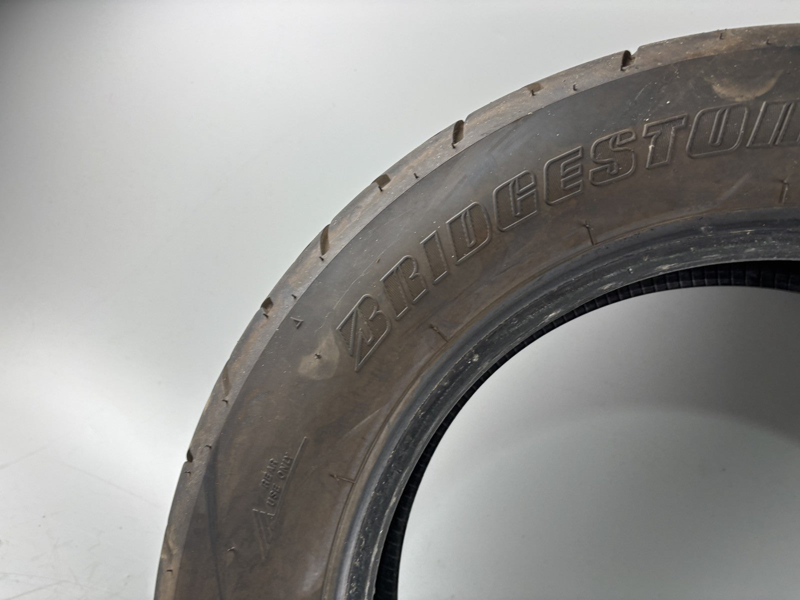 Motorrad Reifen Wheel 140/90 15 Bridgestone Exedra Max 12/2023 DOT 6,5mm