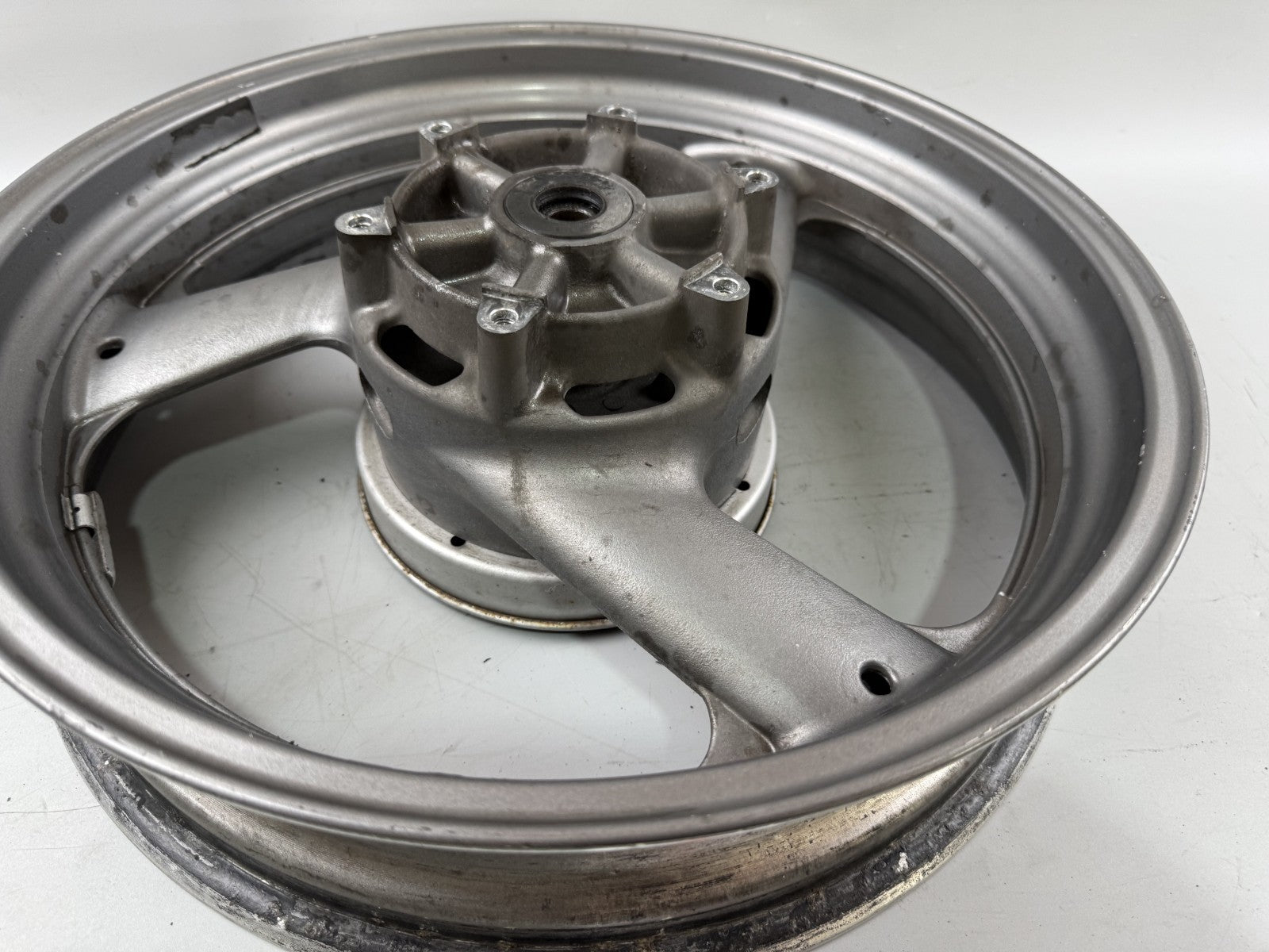 Yamaha XJ900 Diversion 4KM Hinterradfelge Rim back hinten Rad