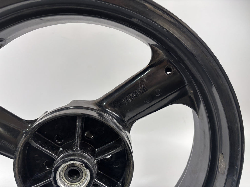 Yamaha SZR 660 Belgarda 4SU Hinterradfelge Felge Rim Rad hinten back Reifen