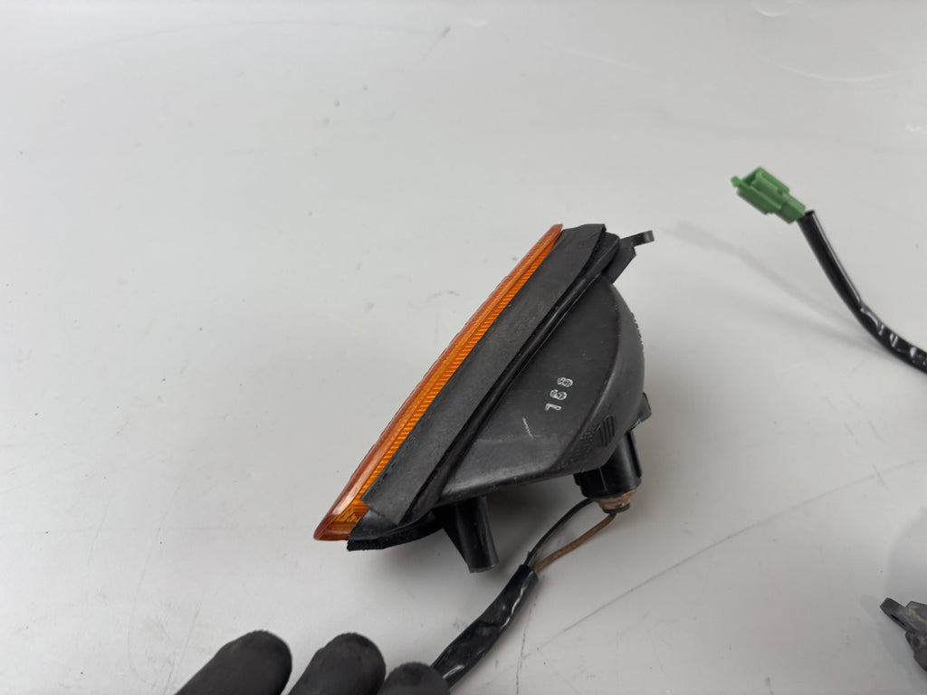 Yamaha Majesty 250 Blinker Turn Signal Lighters