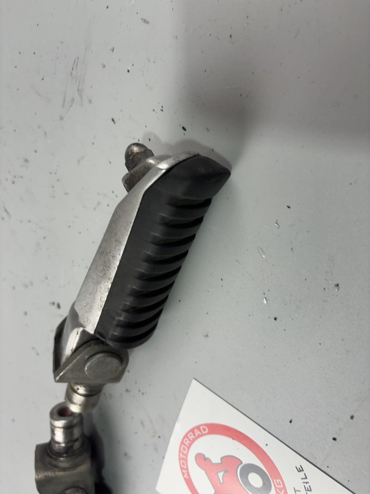 Kawasaki ZRX1100 ZRT10C Fahrerfußrasten Foot Step Hangers Driver vorne front