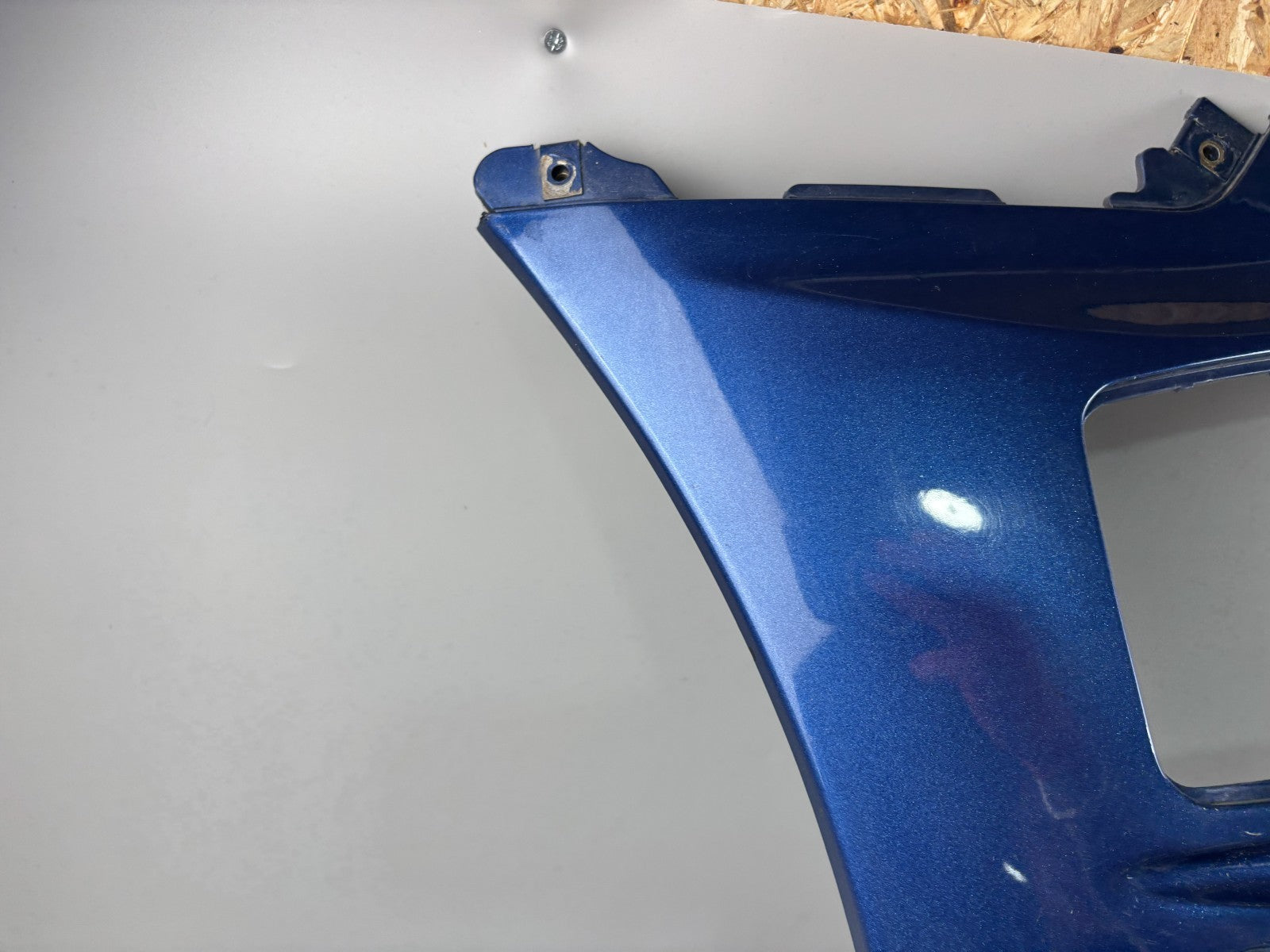 Suzuki RF 600 R GN76A Seitenverkleidung Sidecover Seitenteil front vorn links