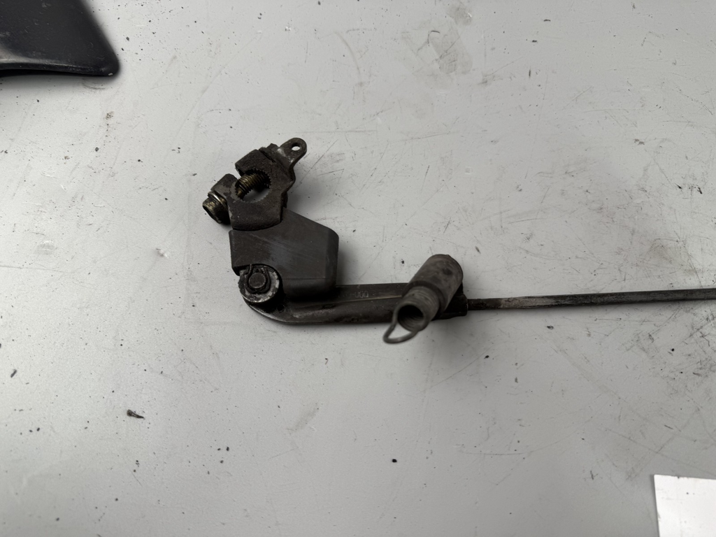 Honda XL600 R Transalp PD 06 Bremszug Gestänge hinten Brake