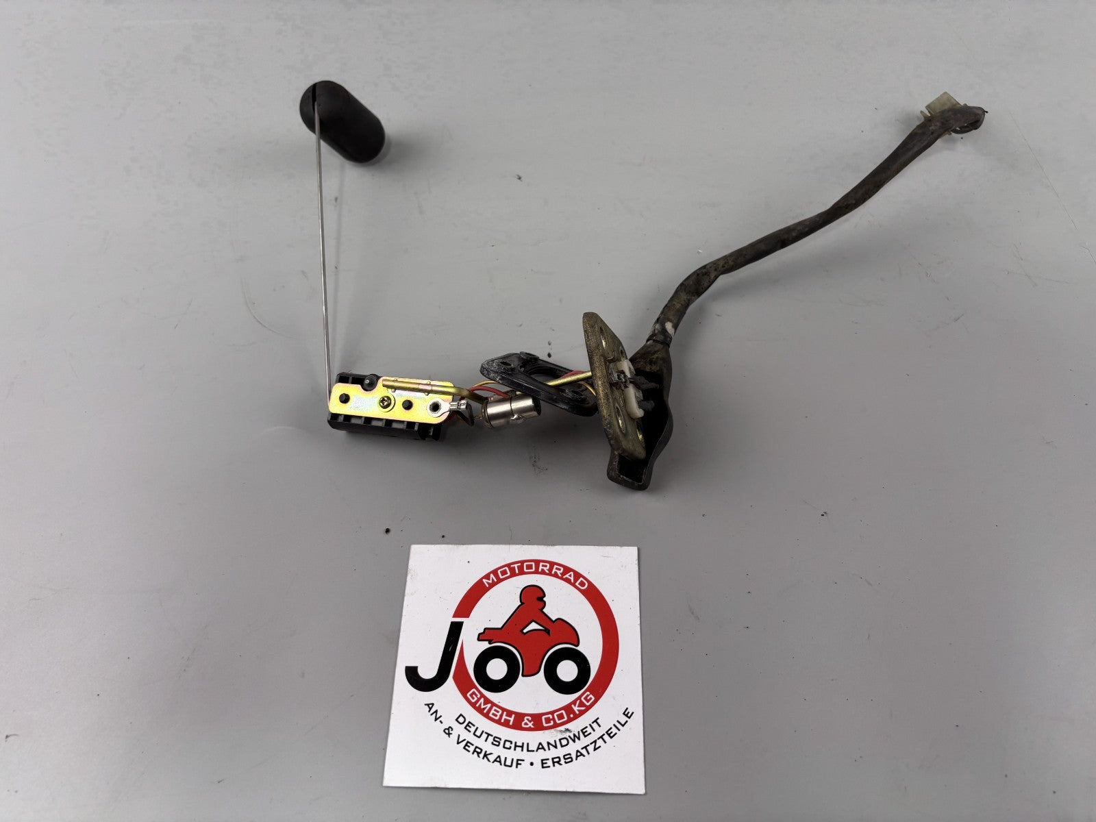 Yamaha FZS600 Fazer RJ02 Tankgeber Füllstandsgeber Fuel Gas Gasoline
