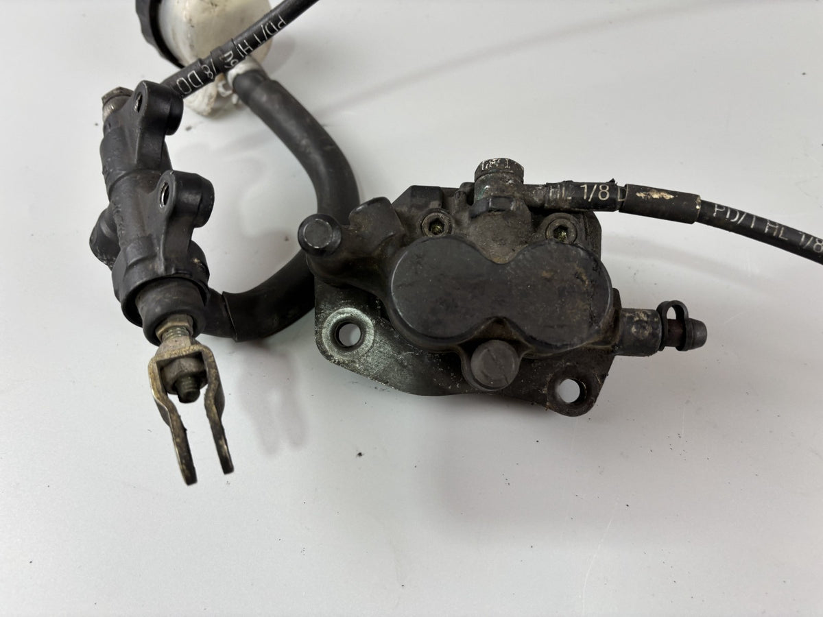 Triumph Daytona 955 T 595 Bremsanlage Bremse Brake Sattel Pumpe hinten back