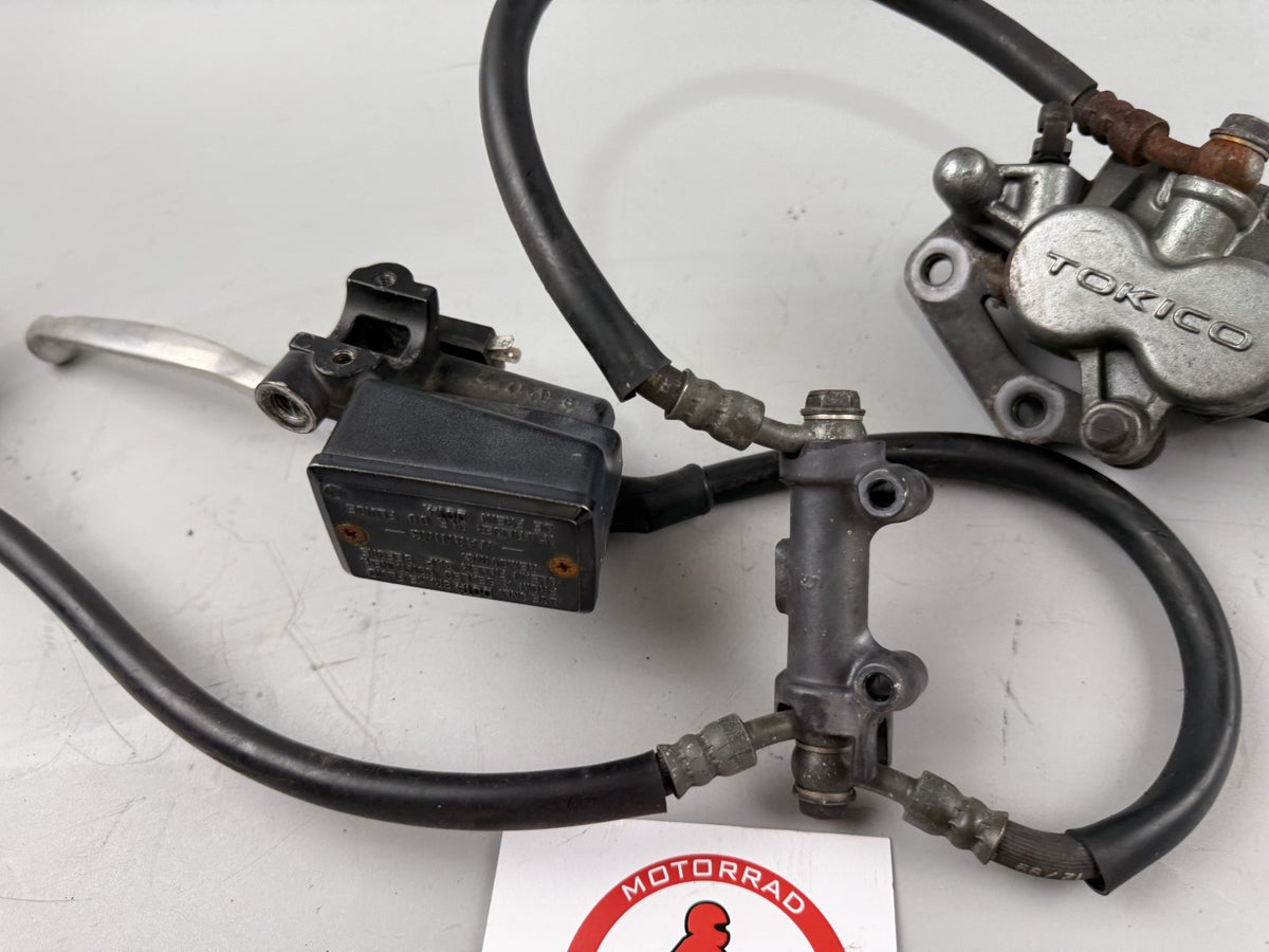 Kawasaki ZR-7 ZR750F Bremsanlage Brake Bremse Sattel Pumpe vorne front