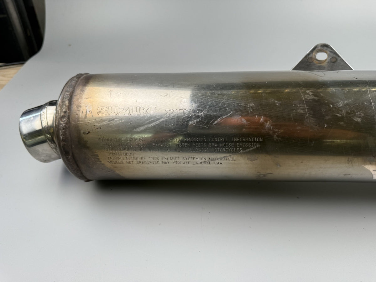 Suzuki GSF600 GN77B Exhaust Auspuff Engine Auslass Endtopf Schalldämpfer