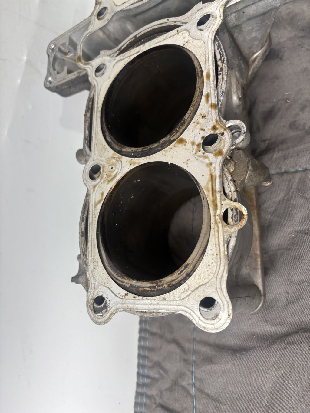 Honda CBR 1000F SC24 Zylinder Kolben Cylinder Motor Engine