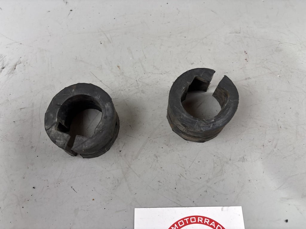 Yamaha XJR1300 RP02 Tankgummi Vibrationsschutz Holder Halter Rubber Gummi