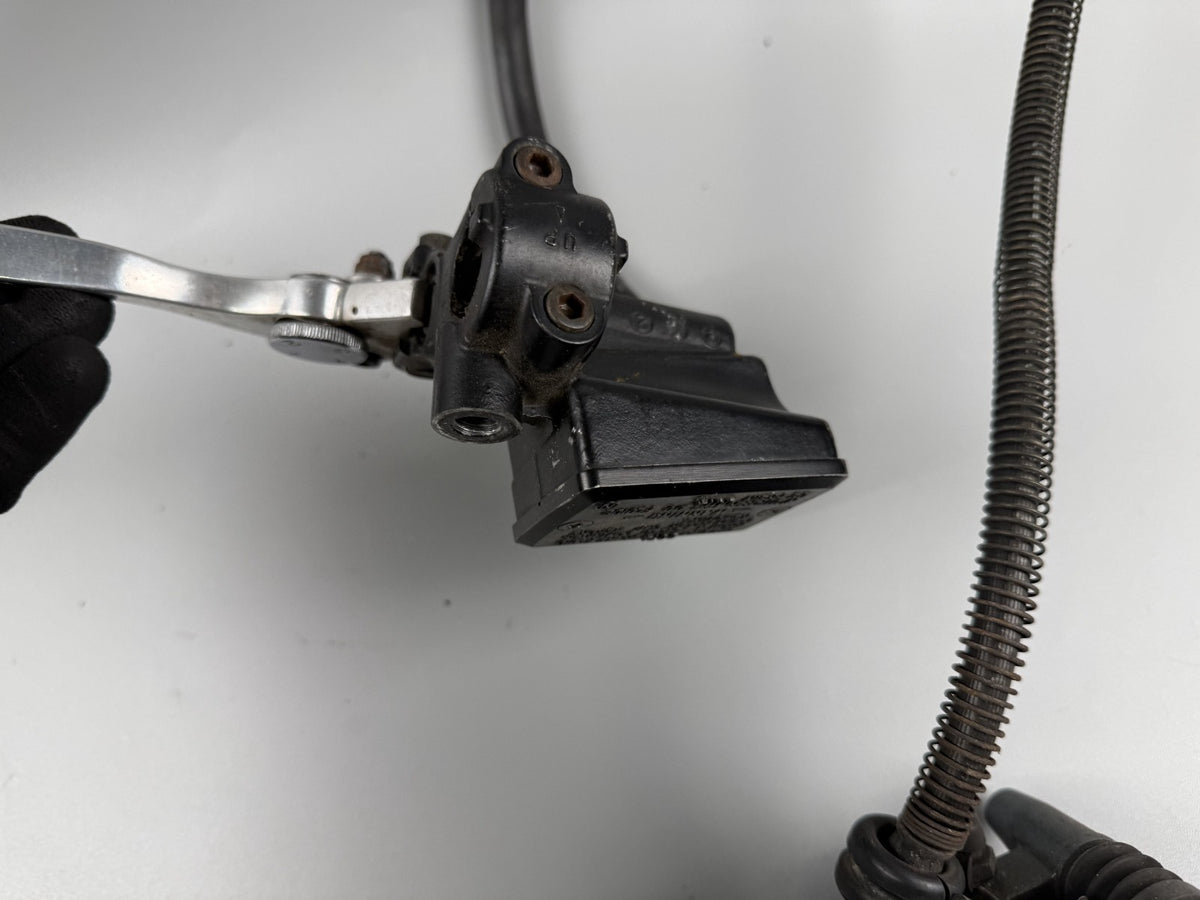 Kawasaki ER 5 ER500A Bremsanlage Bremse Brake Sattel Pumpe vorne front