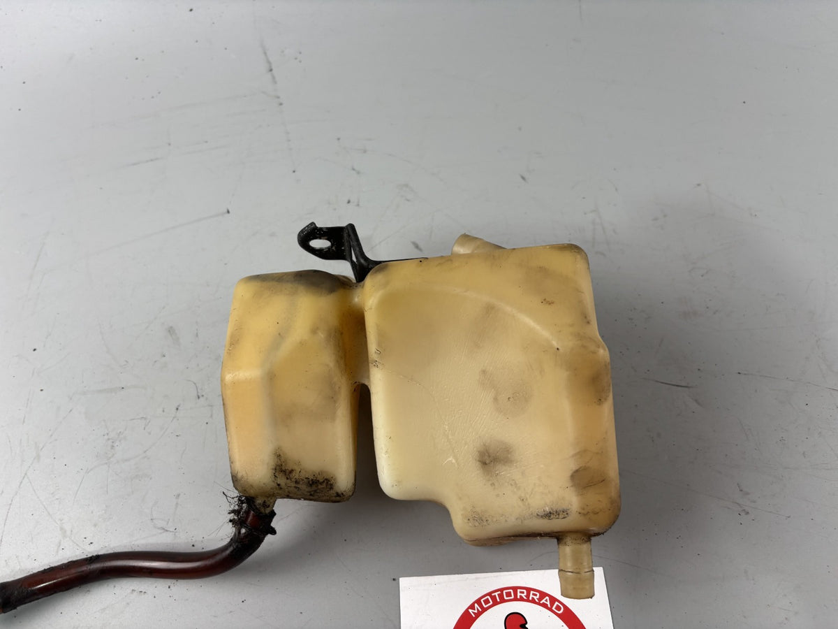 Honda VF 750 F RC15 Ausgleichsbehälter Kühlwasser Ausdehungsgefäß Behälter Tank