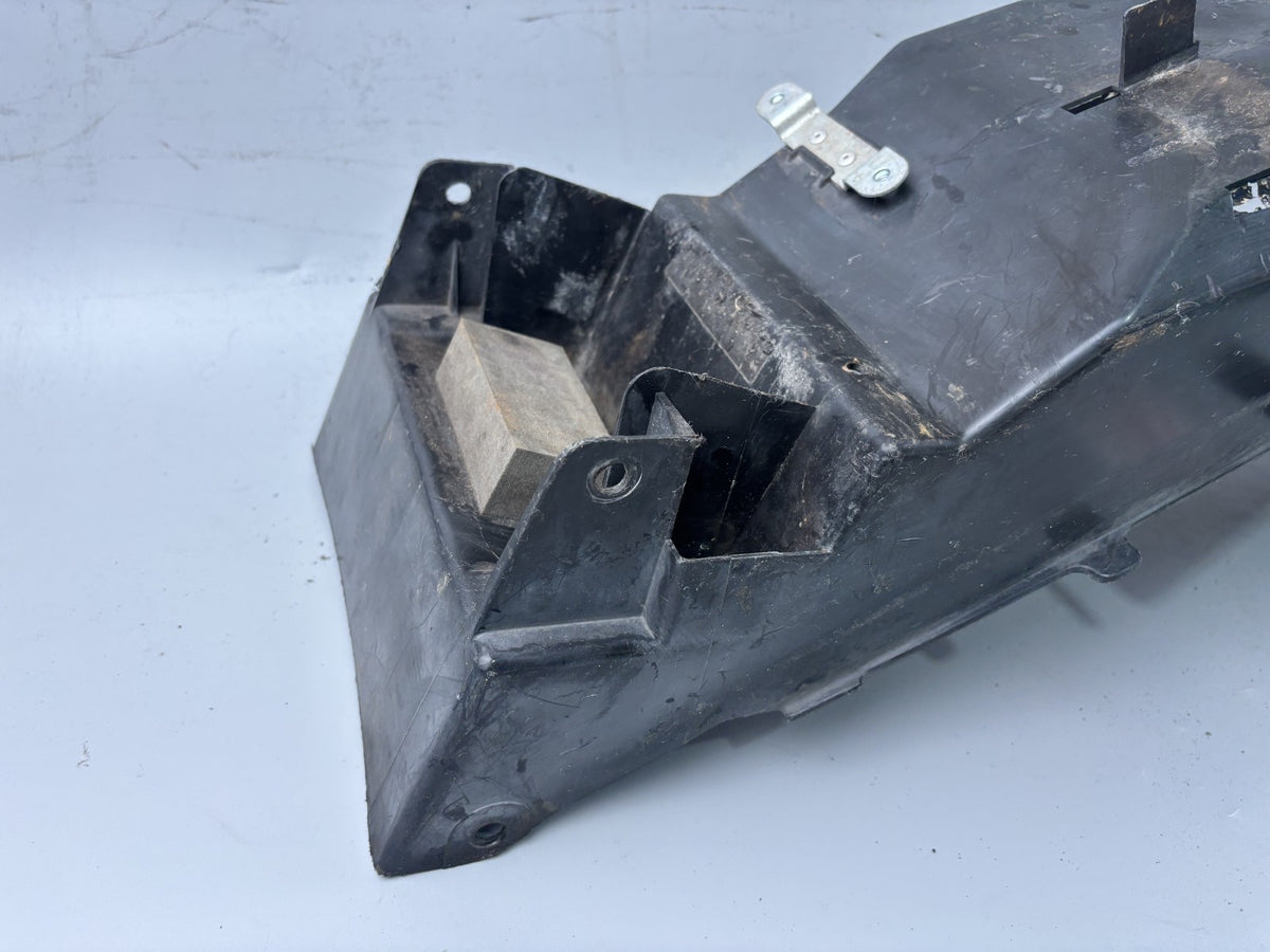 Suzuki GSF600 GN77B Heckuntersicht Fender Radlauf Schutzblech Kotflügel